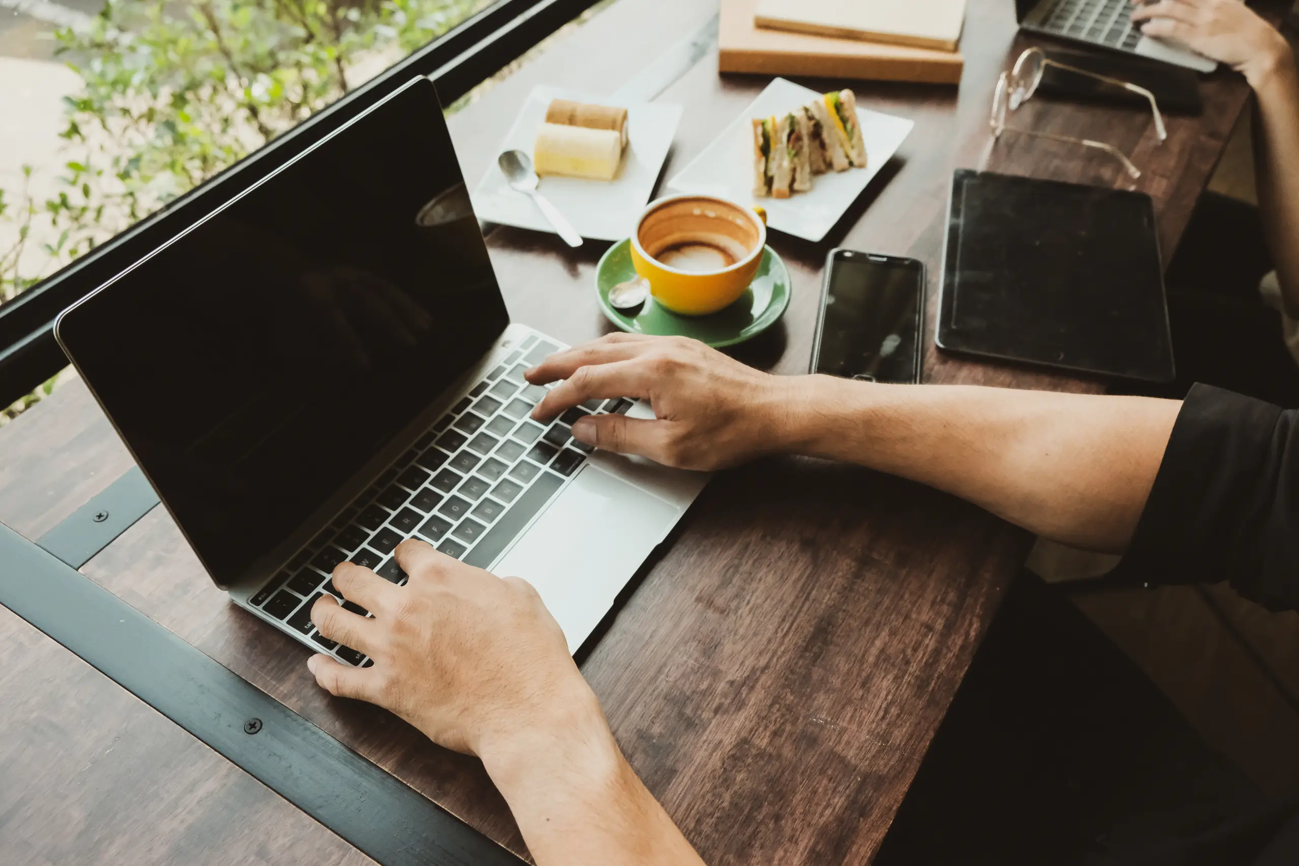 Young people sitting in a coffee shop